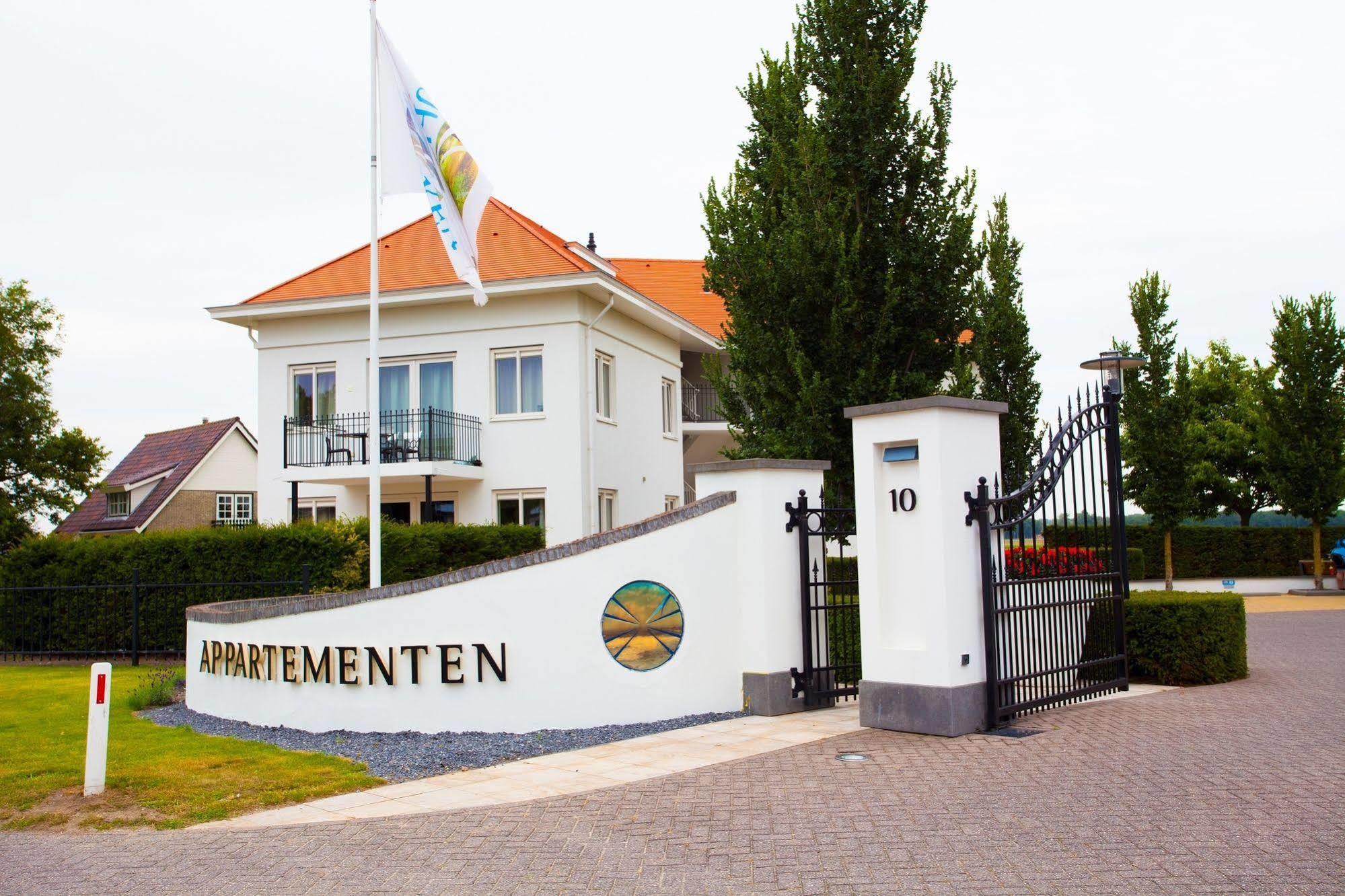 Europarcs Noordwijkse Duinen Hotel Exterior foto